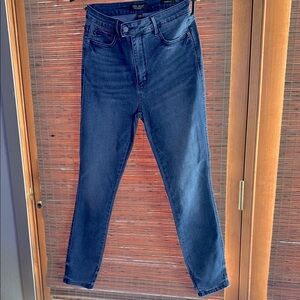 Judy Blue Skinny Jeans Medium-Dark Blue Premium Denim, size 11.